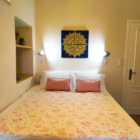 House With One Bedroom In Kalymnos With Wonderful Mountain View Enclosed Garden And Wifi 2 Km From The Beach Kálymnos