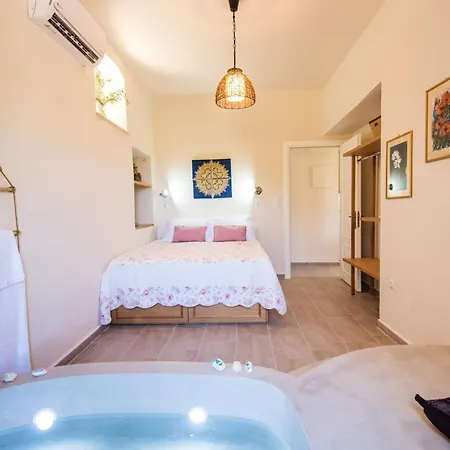 House With One Bedroom In Kalymnos With Wonderful Mountain View Enclosed Garden And Wifi 2 Km From The Beach Holiday home Kalymnos Town
